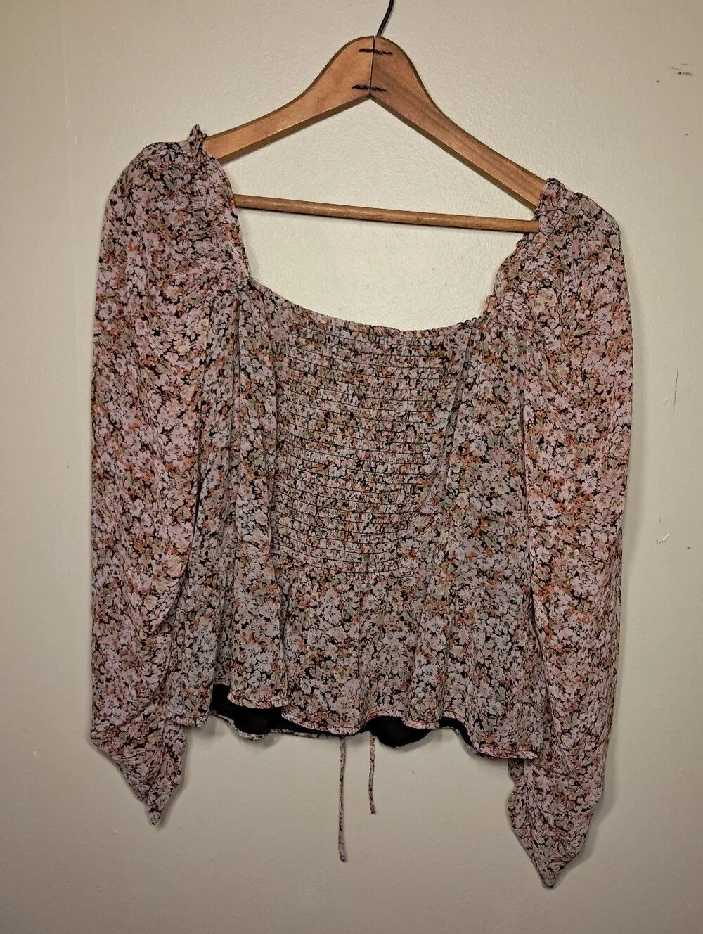 Astr Floral Chiffon Romantic Peasant milkmaid Ruched Blouse in Pink and Black